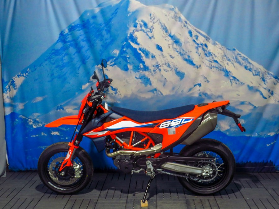 2023 KTM 690 SMC R