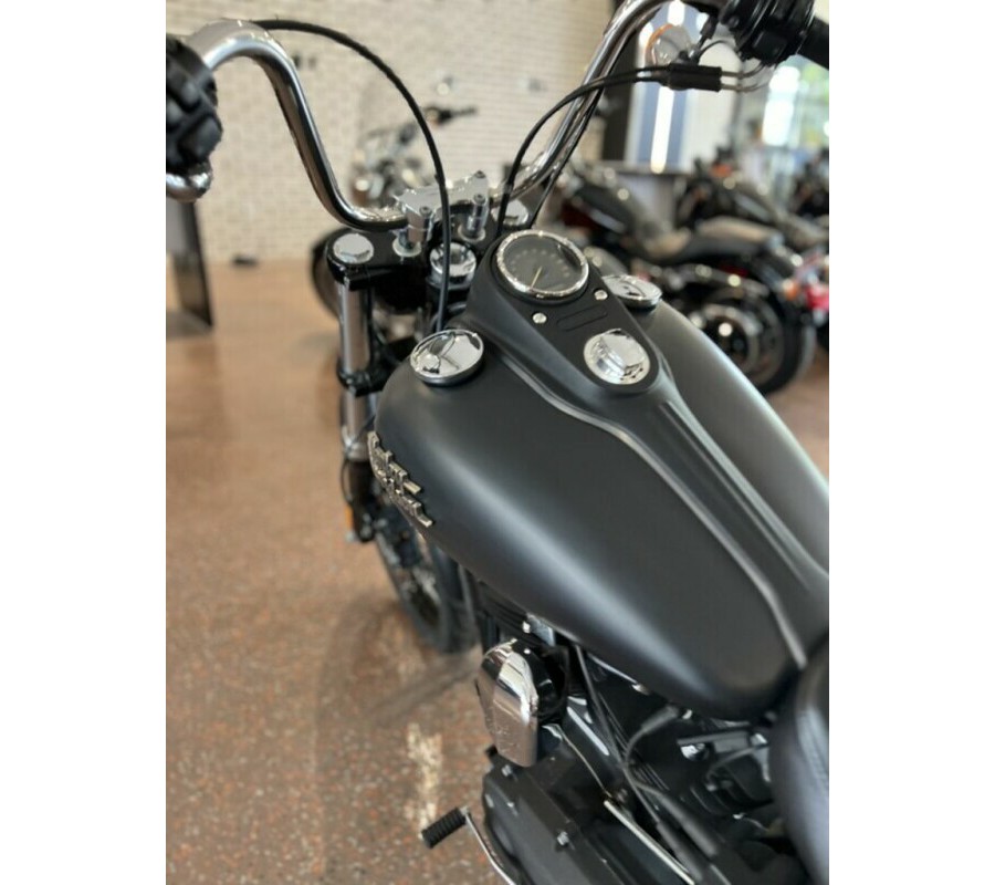 2015 Street Bob®