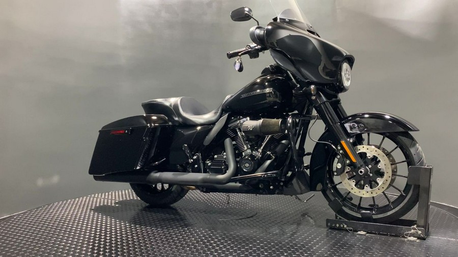 2018 Harley-Davidson® FLHXS - Street Glide® Special