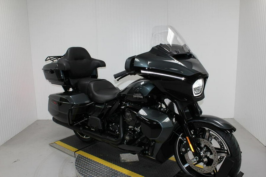 2025 Harley-Davidson® FLHXU - Street Glide® Ultra