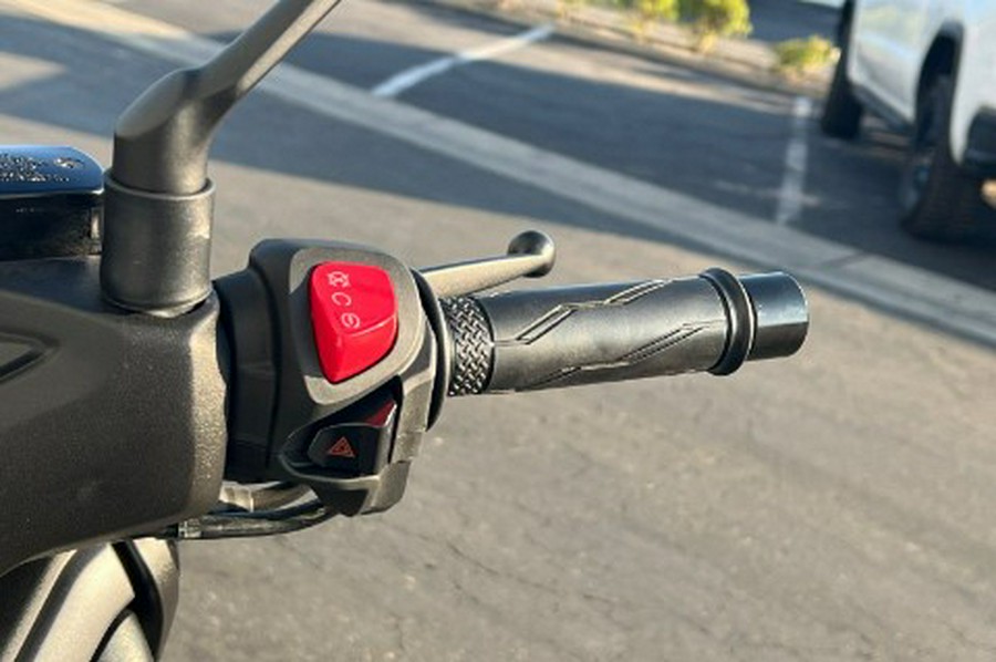 2025 Yamaha XMAX