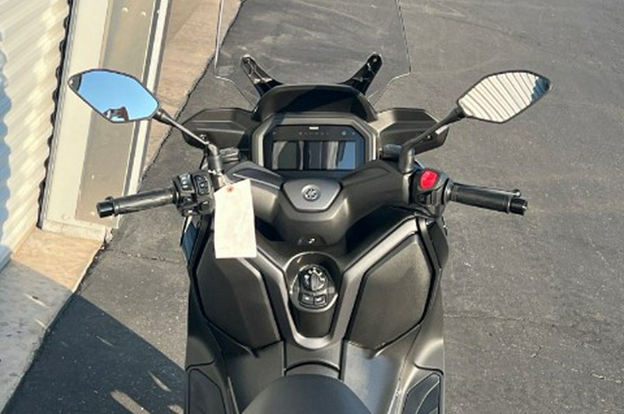 2025 Yamaha XMAX