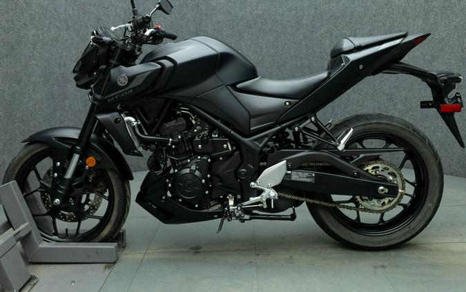 2024 YAMAHA MT03 300 W/ABS