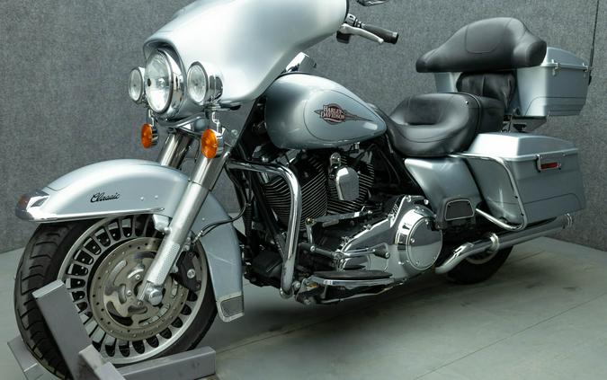2011 HARLEY DAVIDSON FLHTCU ELECTRA GLIDE ULTRA CLASSIC