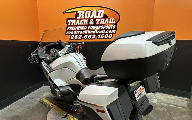 2022 BMW R 1250 RT 719 Mineral White Metallic