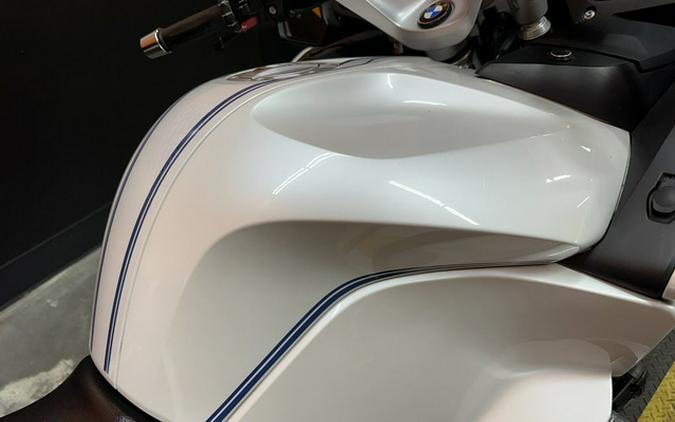 2022 BMW R 1250 RT 719 Mineral White Metallic