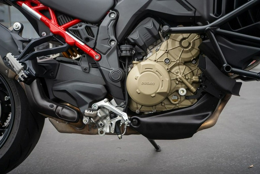 2023 Ducati Multistrada V4 Pikes Peak