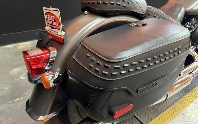 2018 Harley-Davidson Softail FLHC - Heritage Classic