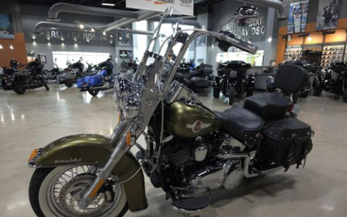 2016 Harley-Davidson Heritage Softail Classic (EFI)