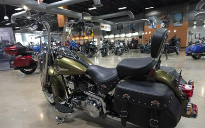 2016 Harley-Davidson Heritage Softail Classic (EFI)