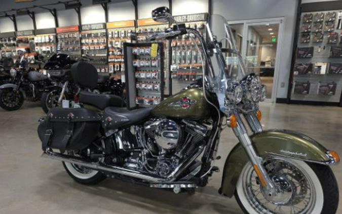 2016 Harley-Davidson Heritage Softail Classic (EFI)