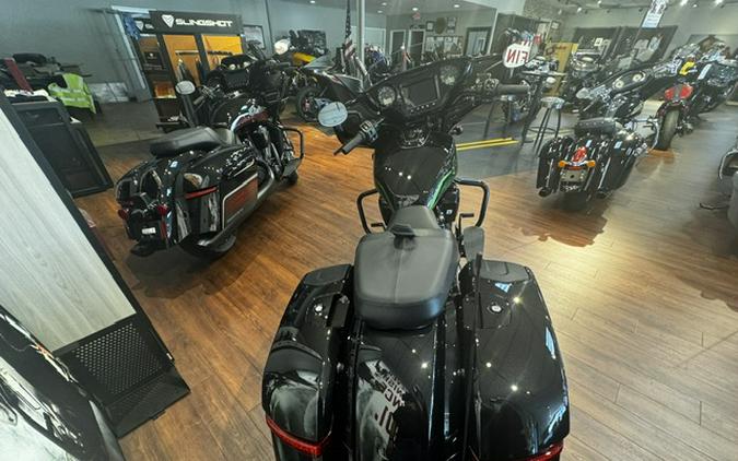 2026 Indian Motorcycle® Chieftain® PowerPlus 112 Dark Horse® Signature Series