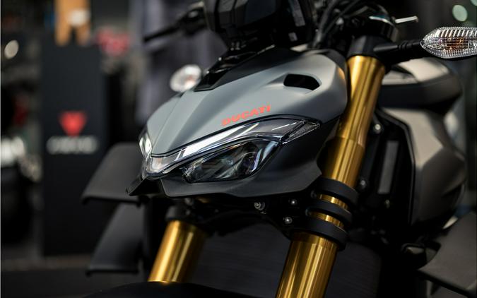 2024 Streetfighter V4 S (FL) - Grey & Black - Ducati