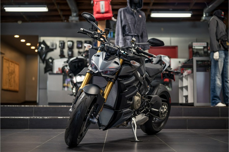 2024 Ducati Streetfighter V4 S - Grey & Black