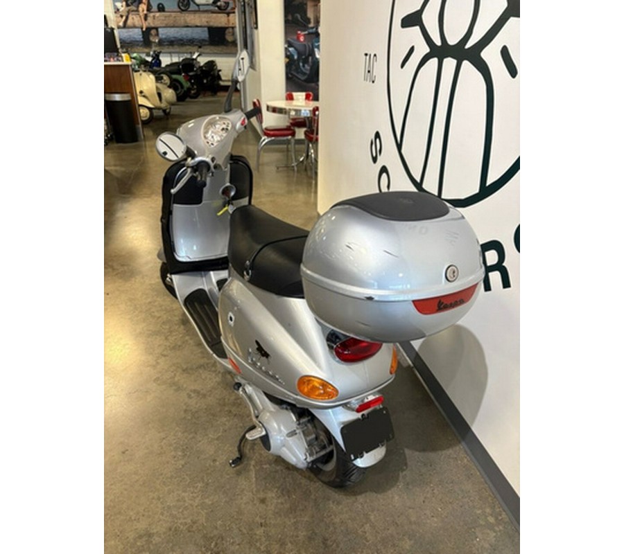 2004 Vespa ET4