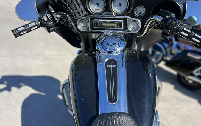 2011 HARLEY Street Glide Base