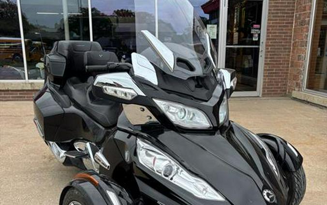 2016 Can-Am Spyder RT Limited