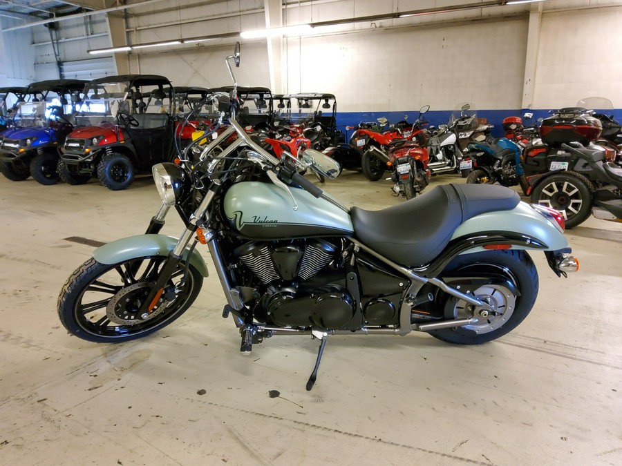 2023 Kawasaki Vulcan® 900 Custom