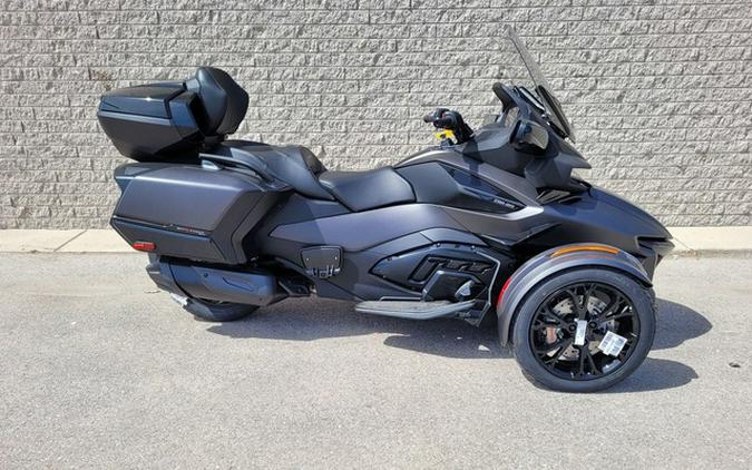 2024 Can-Am Spyder RT Limited Dark Wheels