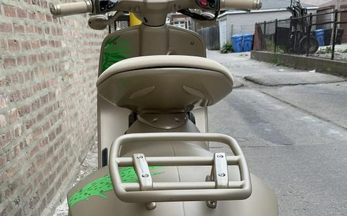 2024 Vespa 946 Dragon