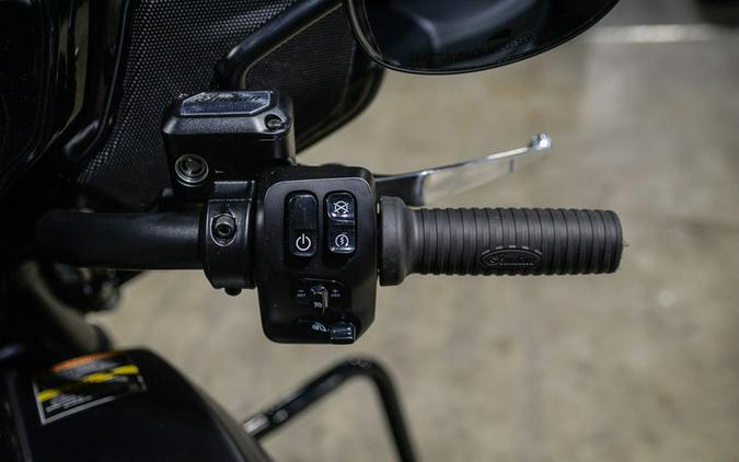 2025 Indian Motorcycle Chieftain® PowerPlus Dark Horse with 112 and PowerBand Audio Package