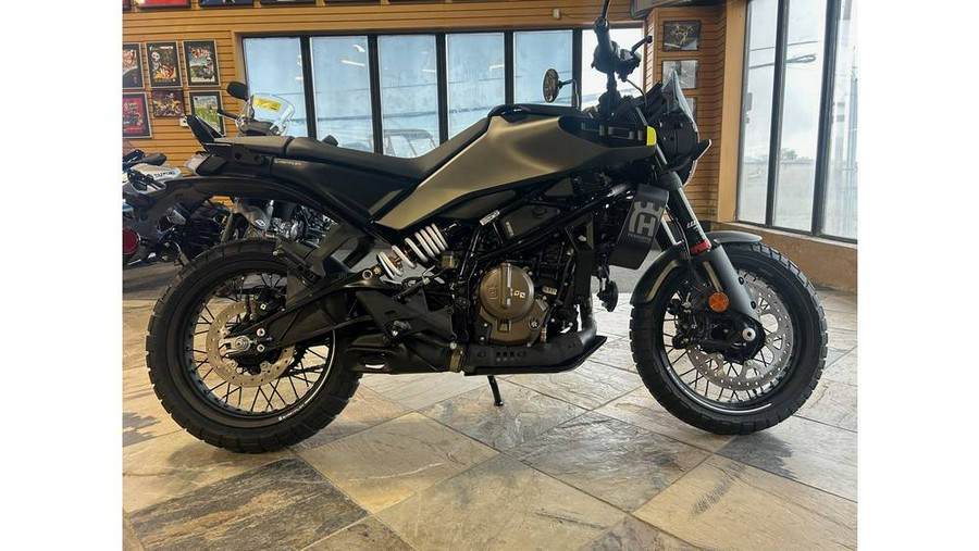 2024 Husqvarna Svartpilen 401