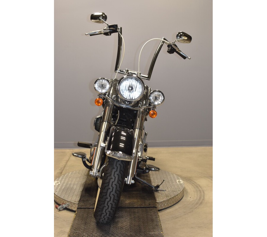 2016 Harley-Davidson Softail Deluxe Vivid Black