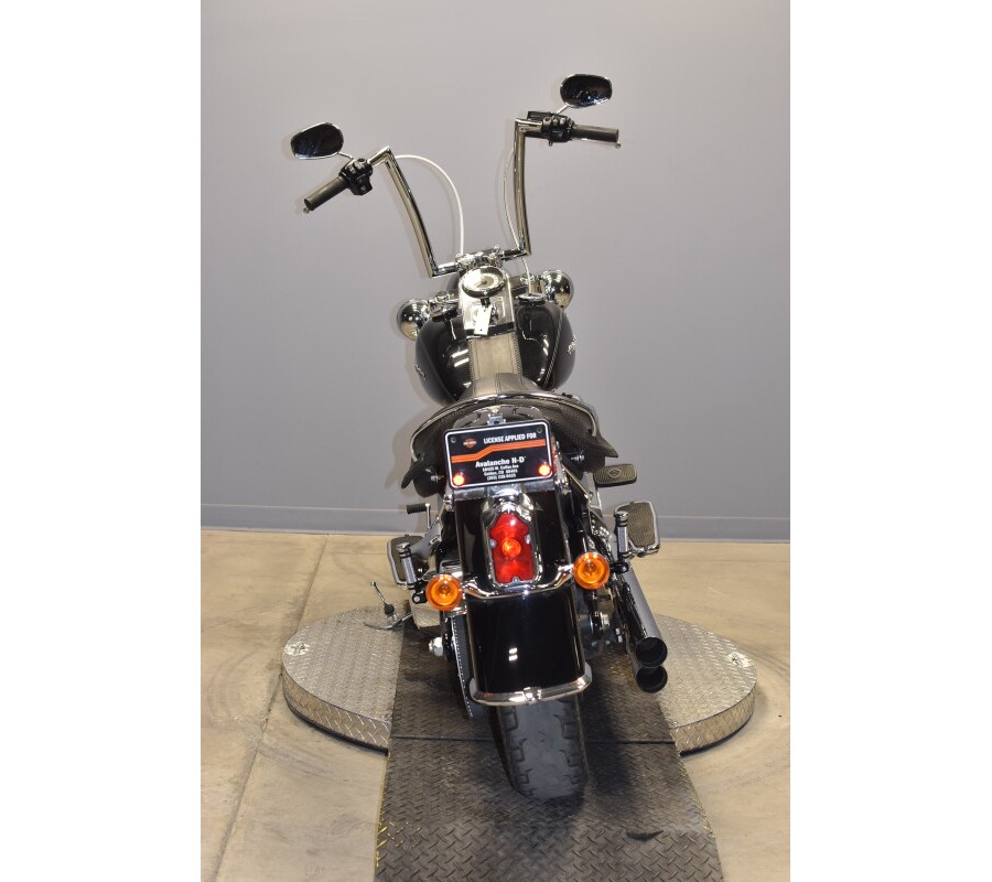 2016 Harley-Davidson Softail Deluxe Vivid Black