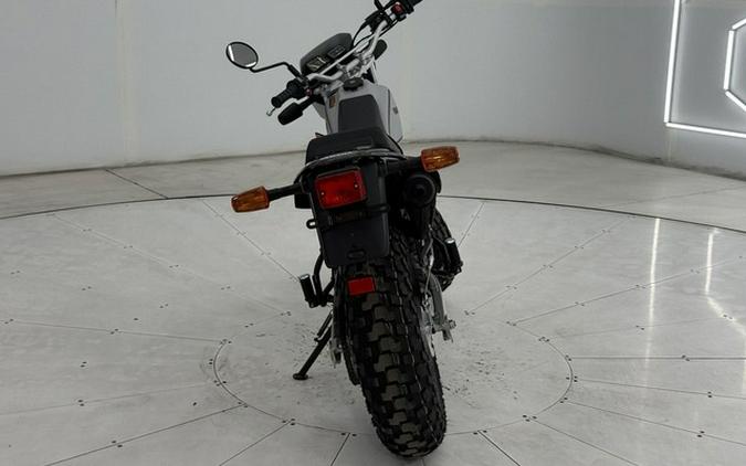 2027 Yamaha TW 200