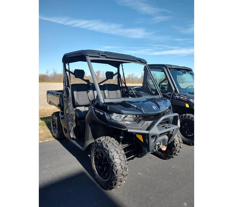 2024 Can-Am® Defender XT HD9