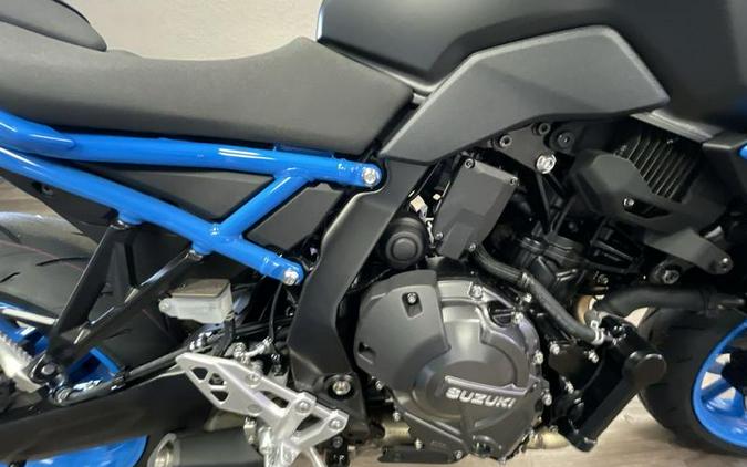 2024 Suzuki GSX-8S