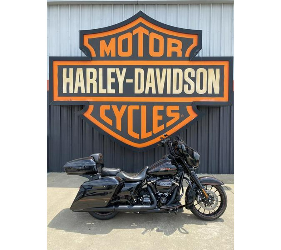 2019 Harley-Davidson® FLHXS - Street Glide® Special