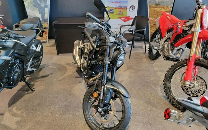2025 Honda CB300R ABS