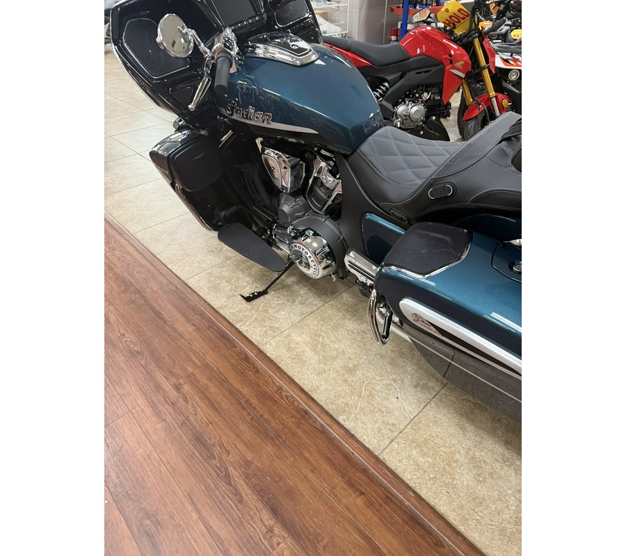 2026 Indian Pursuit® Limited® with 112 and Powerband Audio Package