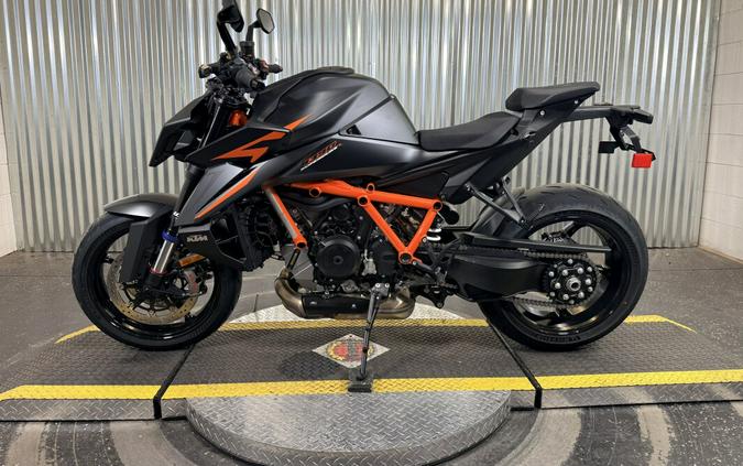 2026 KTM 1390 Super Duke R EVO