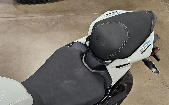 2025 CFMOTO SS 300