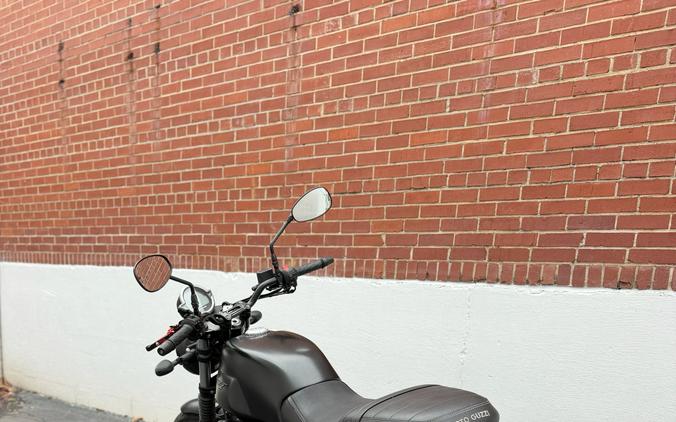 2022 Moto Guzzi V7 Stone