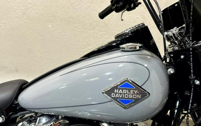 2026 Harley-Davidson® Heritage Classic Dark Billiard Gray