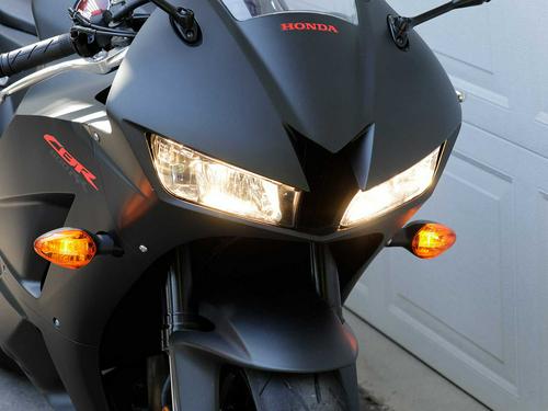 2020 Honda CBR600RR ABS MC Commute Review Photo Gallery