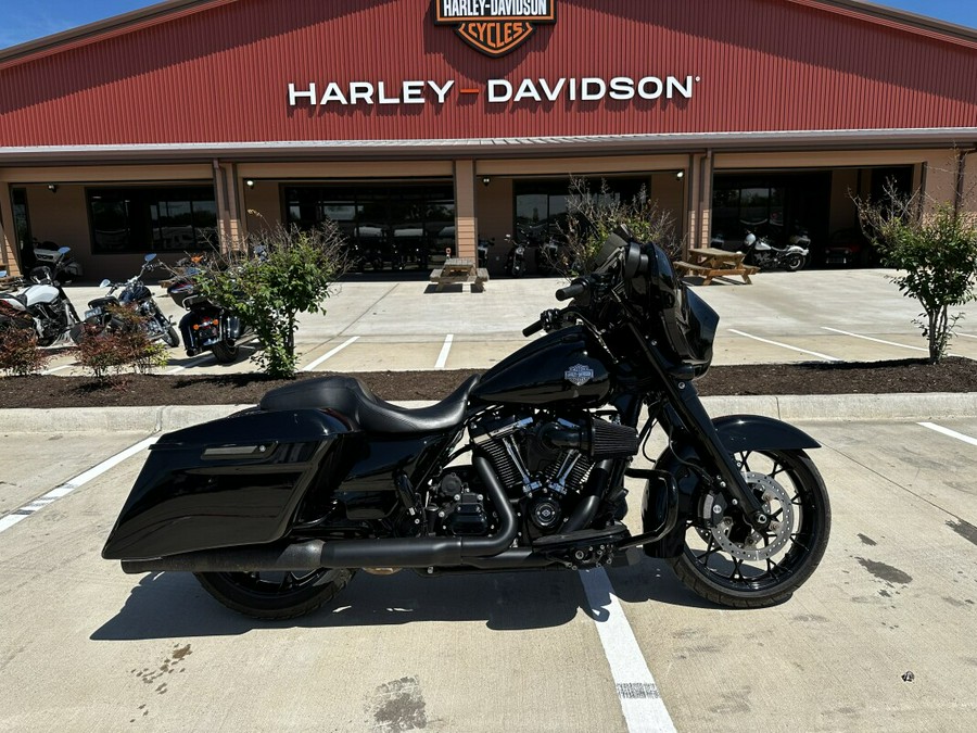 2022 Harley-Davidson Street Glide Special Vivid Black