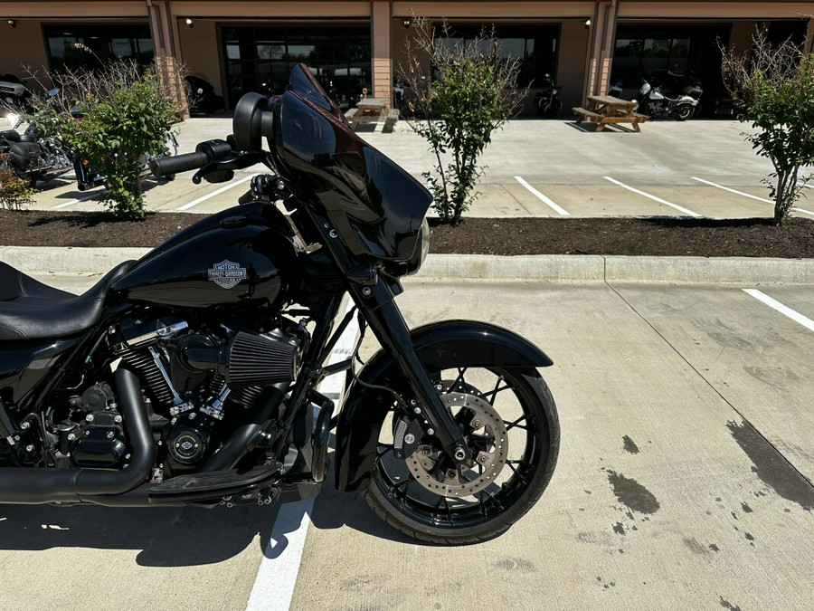 2022 Harley-Davidson Street Glide Special Vivid Black