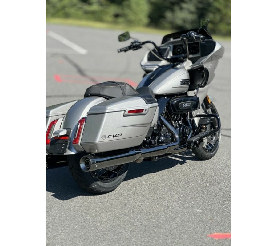 FLTRXSE 2023 CVO™ Road Glide