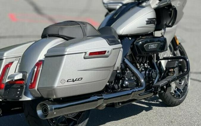 FLTRXSE 2023 CVO™ Road Glide