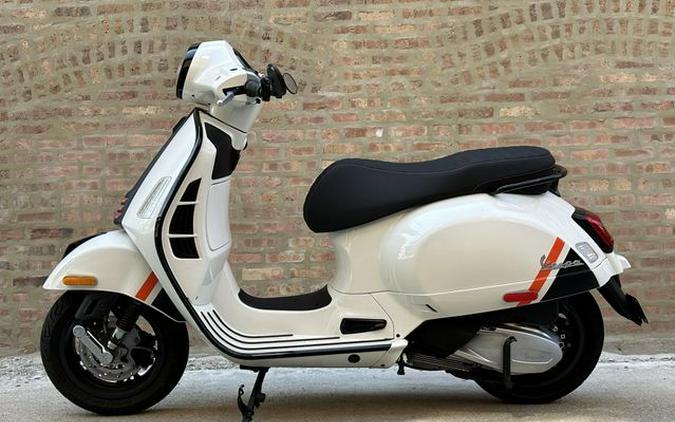 2023 Vespa GTS 300 Supersport