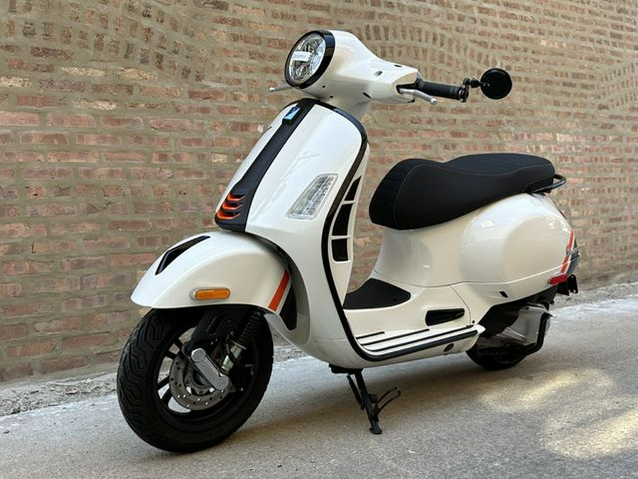 2023 Vespa GTS 300 Supersport