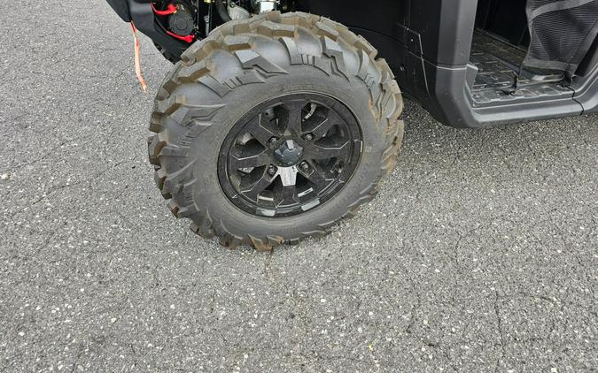 2026 Can-Am Defender XT HD9