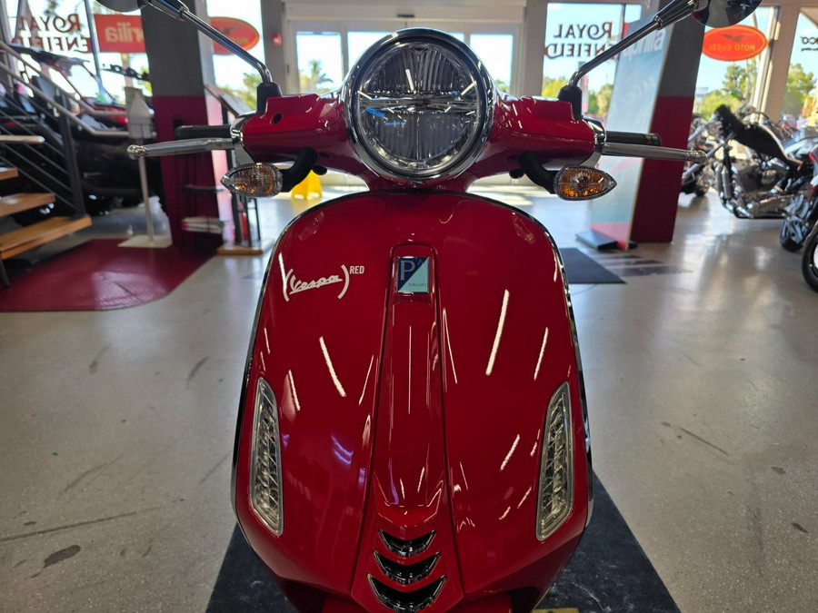 2025 Vespa Primavera 150 Red