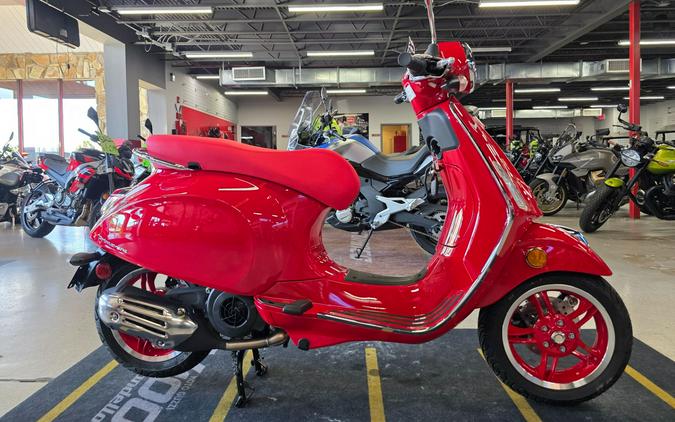 2025 Vespa Primavera 150 Red