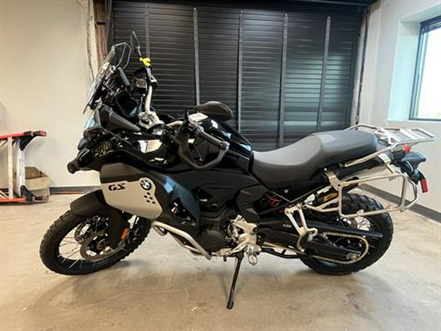 2026 BMW F 900 GS Adventure