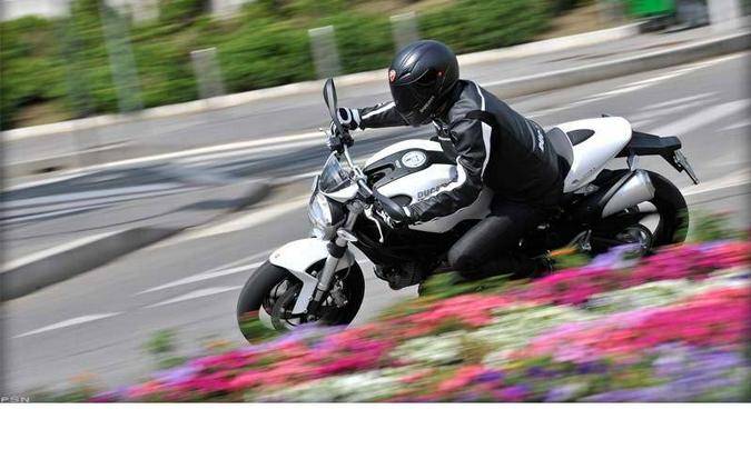 2013 Ducati Monster 696